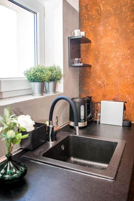 Leilighet Bright 7th Floor With Balcony & View Warszawa